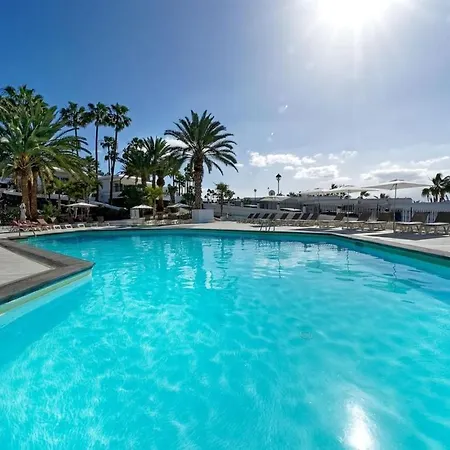 One Bedroom With Pool At 500m From Playa Chica, Puerto Del Carmen Appartement