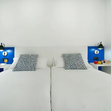 One Bedroom With Pool At 500m From Playa Chica, Puerto Del Carmen Appartement
