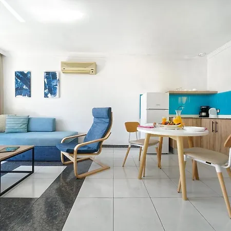 One Bedroom With Pool At 500m From Playa Chica, Puerto Del Carmen *