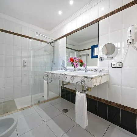Appartement One Bedroom With Pool At 500m From Playa Chica, Puerto Del Carmen *